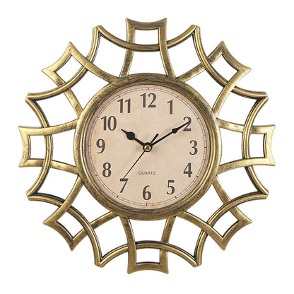 Moderne geometrische Wanduhr aus Metall