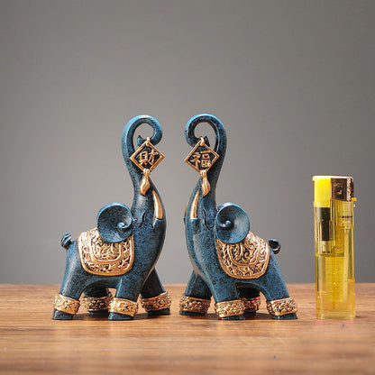 Moderne dekorative Keramikfigur in Elefantenform